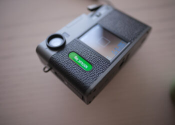 An interactive small sub monitor show you which film simulations you are currently using.