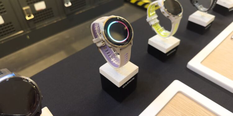 Garmin Forerunner 970 and 570 hands-on: powerful and colorful