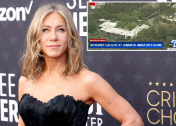 Jennifer Aniston inside $21M home when man crashed through gate: report
