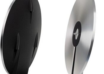 Miniot returns with a sleeker Wheel 3 vertical turntable