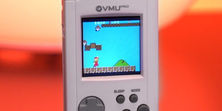 The VMU Pro turns the Dreamcast’s memory card into a handheld emulator