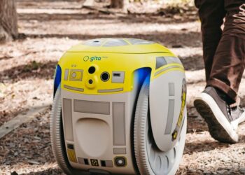 The cargo-carrying Gitamini robot is getting a Star Wars droid makeover