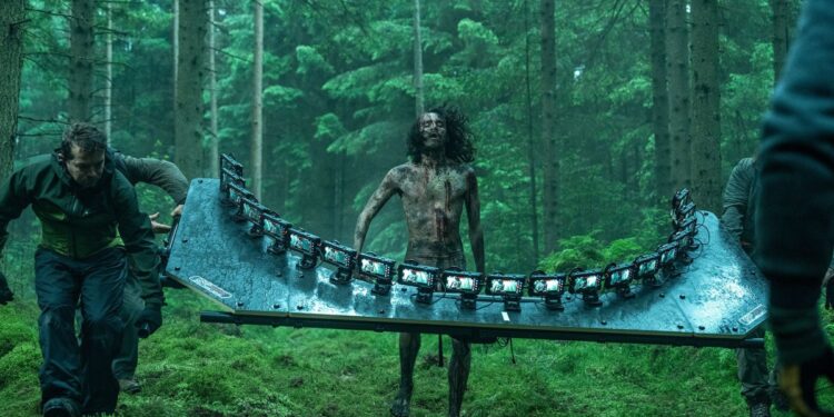 28 Years Later honors digital heritage with a 20-camera iPhone rig