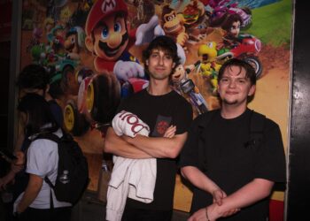 Left, Andrea. Right, Kyle.