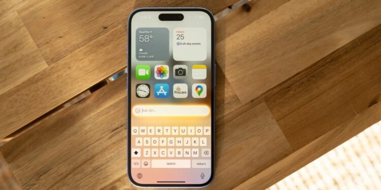 Apple’s upgraded Siri might not arrive until next spring