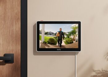 Eufy’s new smart display keeps an eye on your security cams