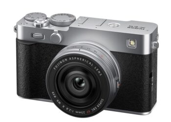 Fujifilm’s new X-E5 is one of its sleekest mirrorless cameras yet
