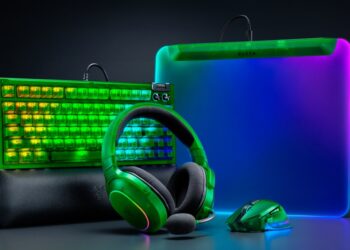 Razer’s new translucent Phantom Collection shows off your gamer lights