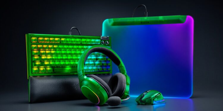 Razer’s new translucent Phantom Collection shows off your gamer lights