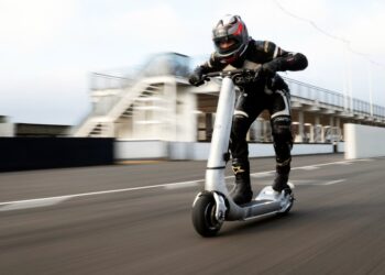 An electric scooter that accelerates faster than a Tesla Model 3? No thanks!
