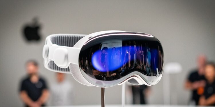 Apple accuses former Vision Pro engineer of stealing trade secrets