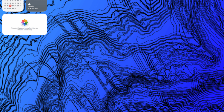 <em>The invisible Menu Bar in Tahoe.</em>