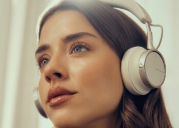 Beyerdynamic updated its Aventho 100 headphones with a battery boost