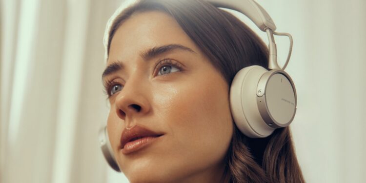 Beyerdynamic updated its Aventho 100 headphones with a battery boost