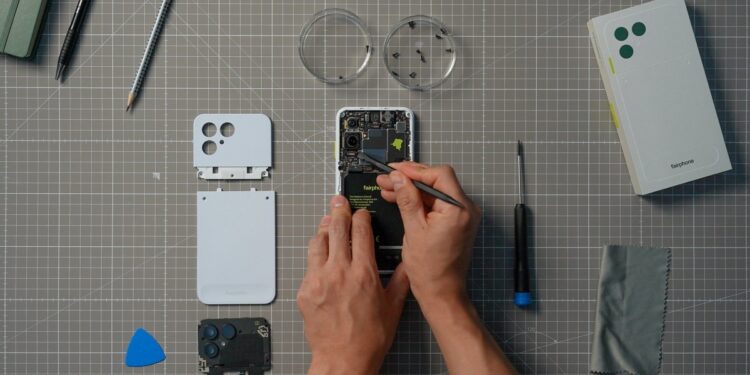 Fairphone 6 gets a 10/10 on repairability