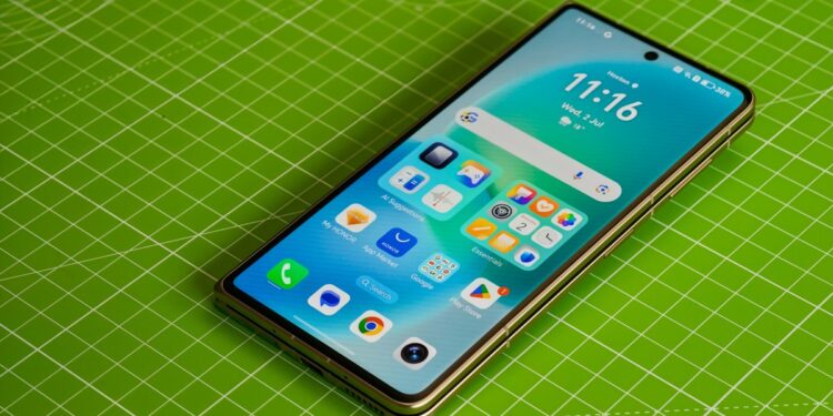 Honor launches the ‘world’s thinnest’ foldable