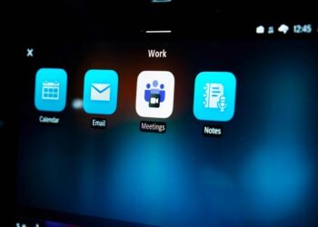 Mercedes-Benz will let you use an in-car camera in Microsoft Teams while driving