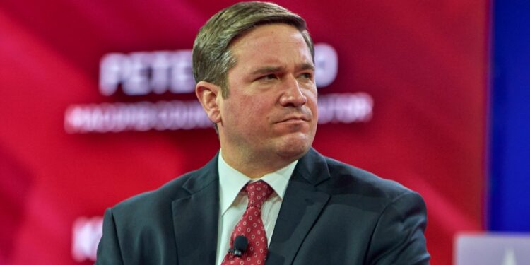 Missouri state AG investigating why AI chatbots don’t like Donald Trump