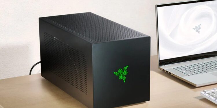 Razer’s $350 eGPU chassis only comes with a Thunderbolt 5 cable
