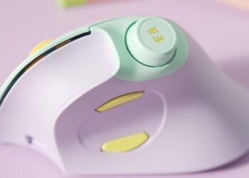 Seenda’s wireless mouse includes a volume knob with playback controls