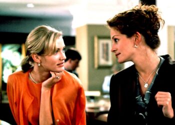 Film still of Cameron Diaz and Julia Roberts in My Best Friend's Wedding.