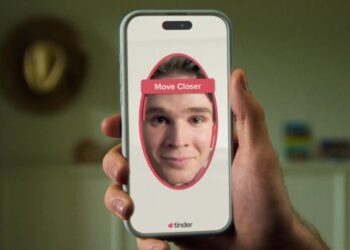 Tinder’s mandatory facial recognition check comes to the US