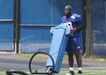 Andrew Thomas' Giants status remains mystery with a ticking clock