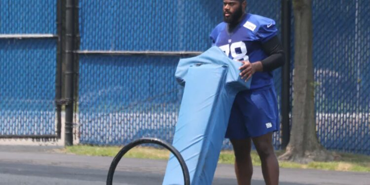 Andrew Thomas' Giants status remains mystery with a ticking clock