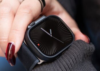 Apple Watch’s restored blood oxygen tracking attracts another lawsuit