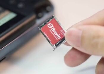 China is about to launch SSDs so small you insert them like a SIM card