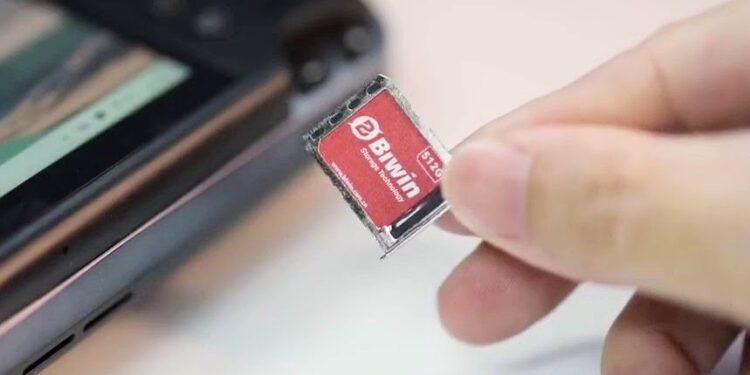 China is about to launch SSDs so small you insert them like a SIM card