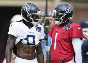 Finding hole-in-the-wall receivers can be effective