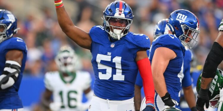 Giants rookie Abdul Carter (51) reacts during a preseason game against the Jets on Aug. 16, 2025.