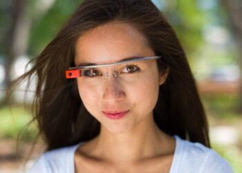 Google reveals it isn’t making tablets, smart rings, flip phones, or glasses (yet)