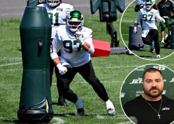 Harrison Phillips can already sense Jets' arrow is 'pointing up' after trade from Vikings