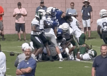 Giants and Jets get heated at joint practice.