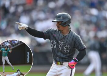 Mets' Francisco Lindor 'riding a good wave,' makes shortstop history