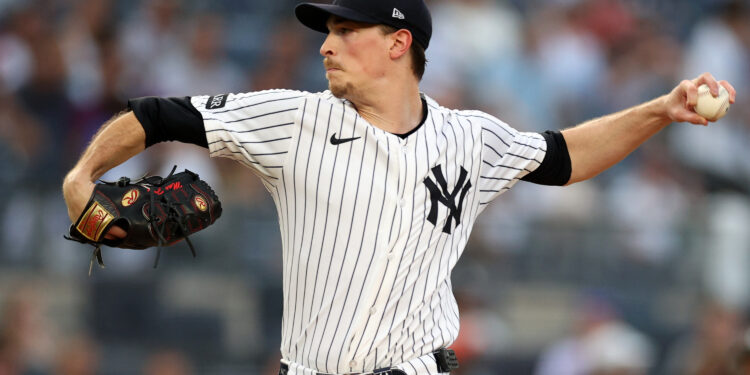 New users get $1,000 FanCash for Yankees vs. Cardinals