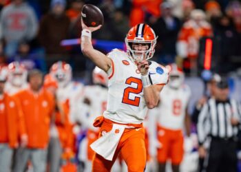 Clemson quarterback Cade Klubnik throwing a football.
