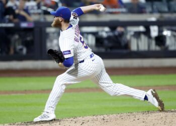 Paul Blackburn, who allowed two runs over the final five innings, saved the Mets' bullpen even more damage in their 11-6 loss to the Braves on Aug. 13, 2025.