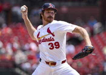 Miles Mikolas