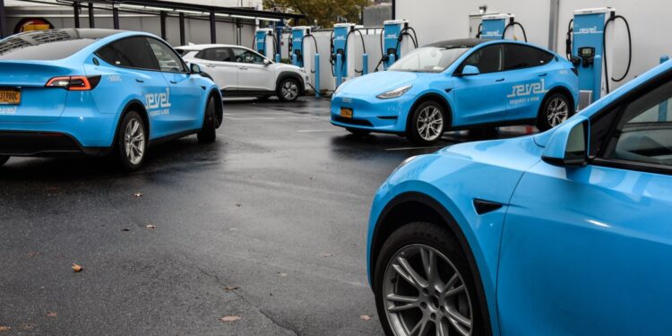 Revel shutters rideshare business, pivots to EV charging