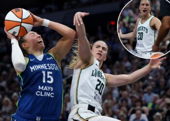 Sabrina Ionescu decries WNBA officiating as missed calls mount