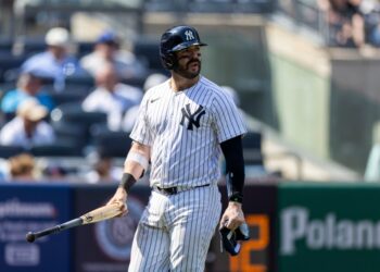New York Yankees catcher Austin Wells at bat.
