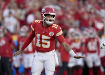 Bet $5, get $300 in bonus bets win or lose for Chiefs vs. Chargers