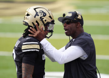 Bet $5, get $200 in bonus bets win or lose for Wyoming vs. Colorado