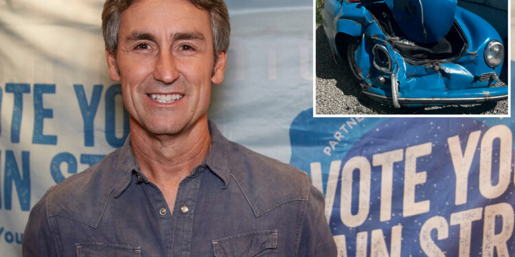 'American Pickers' star Mike Wolfe, girlfriend hospitalized after gruesome car crash