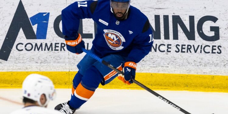 Islanders left wing Anthony Duclair runs a drill during practice at the Northwell Health Ice Center on Sept. 18, 2025.