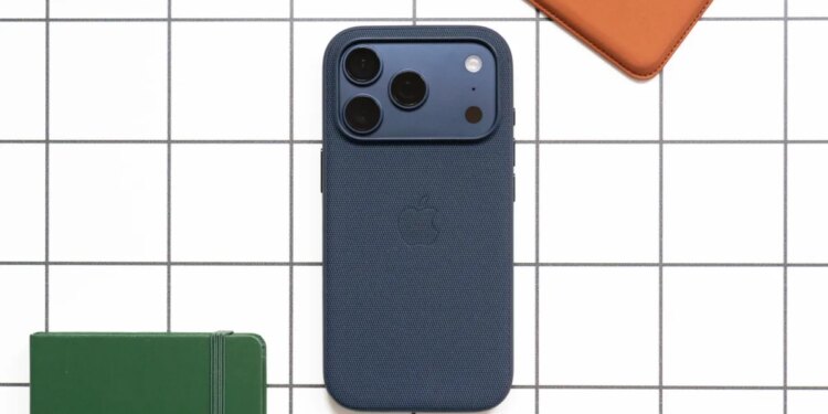 Apple’s TechWoven cases are fine