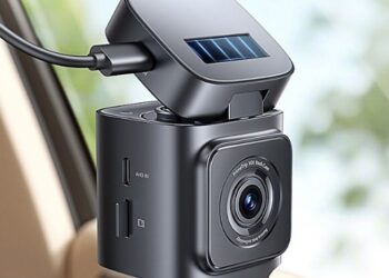 Baseus’ solar-powered dash cam watches your car for up to two weeks